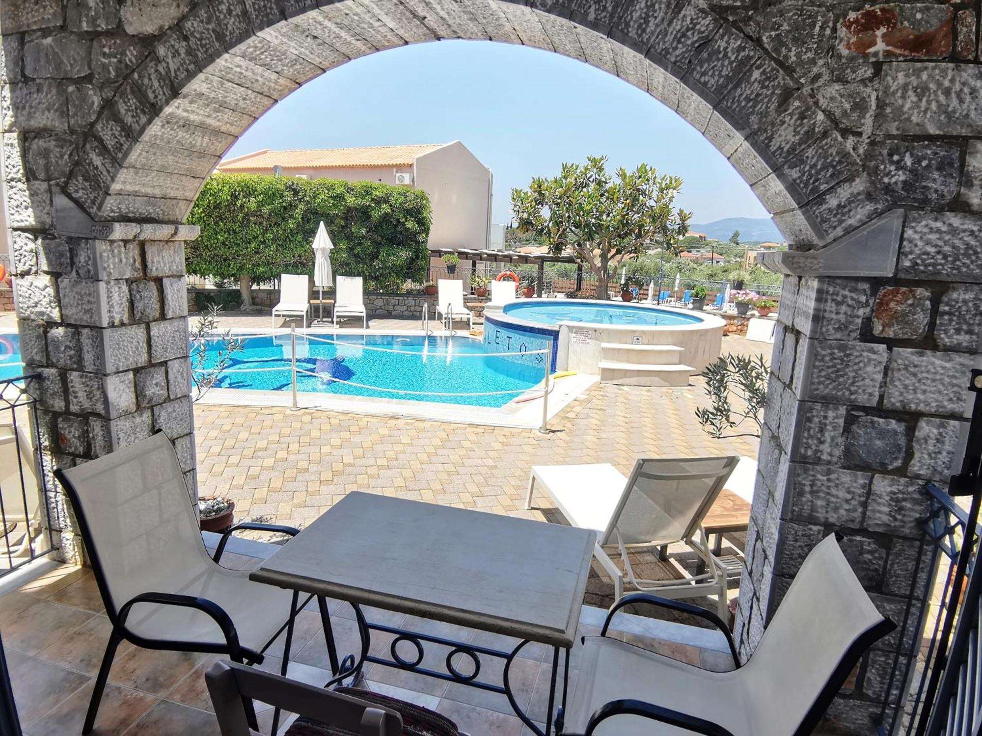 Taletos Apartments Στούπα Εξωτερικό φωτογραφία